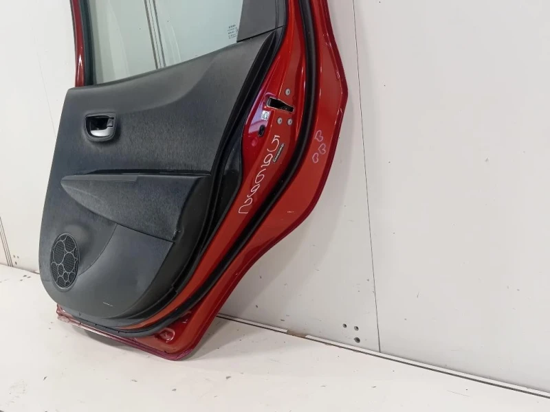 Porta POST DX 670030D190 Toyota Yaris IV 2014