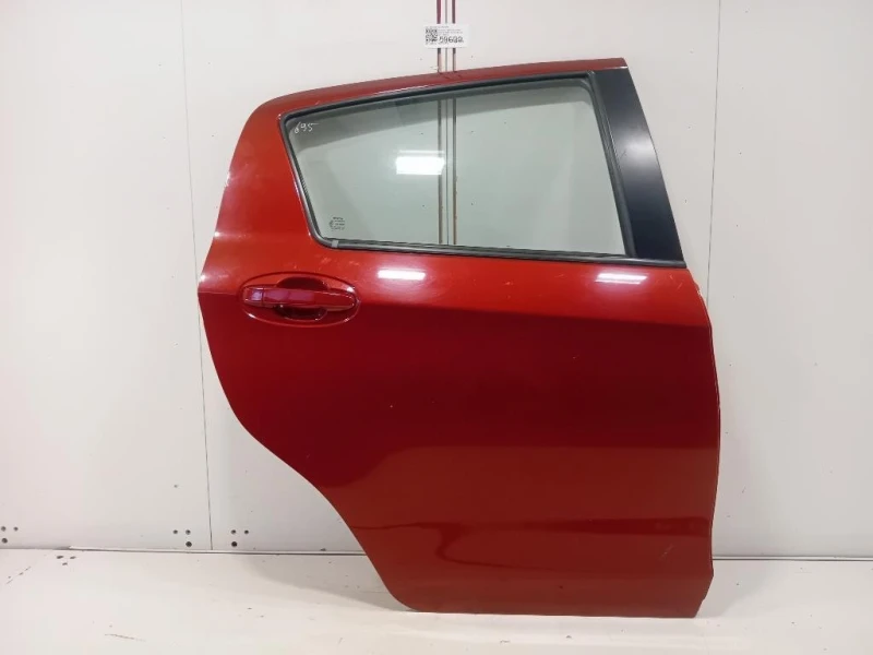 Porta POST DX 670030D190 Toyota Yaris IV 2014