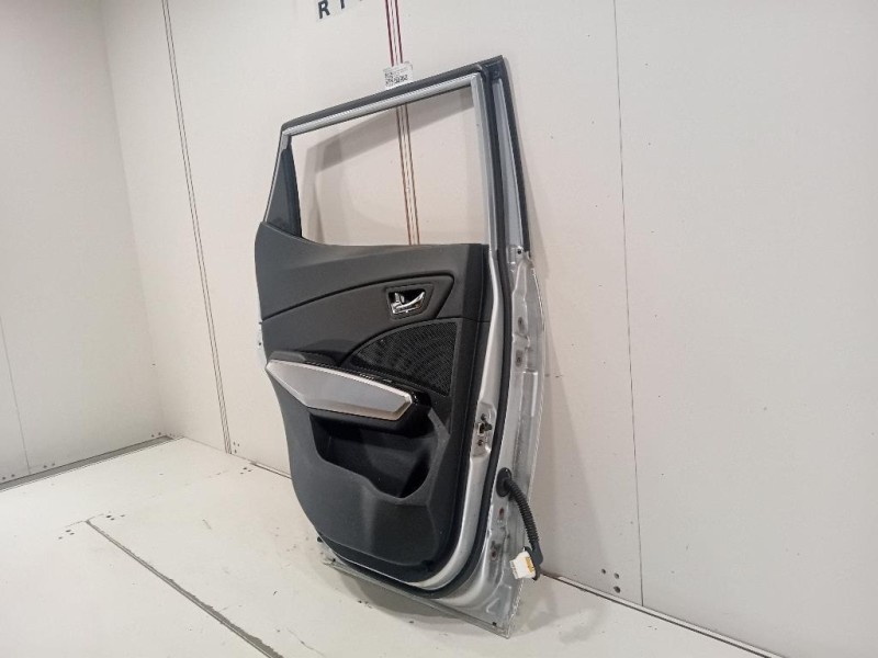 Porta POST SX 6301135002 Ssangyong Tivoli 2015