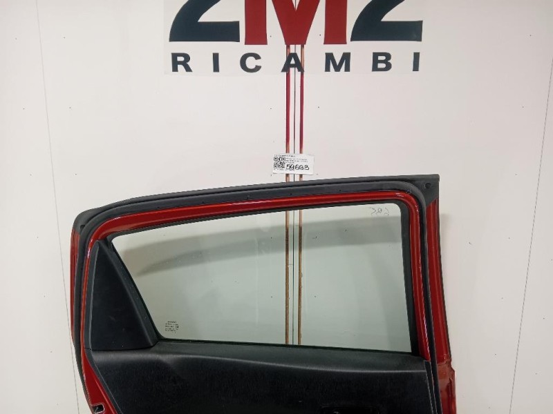 Porta POST SX 670040D210 Toyota Yaris IV 2014