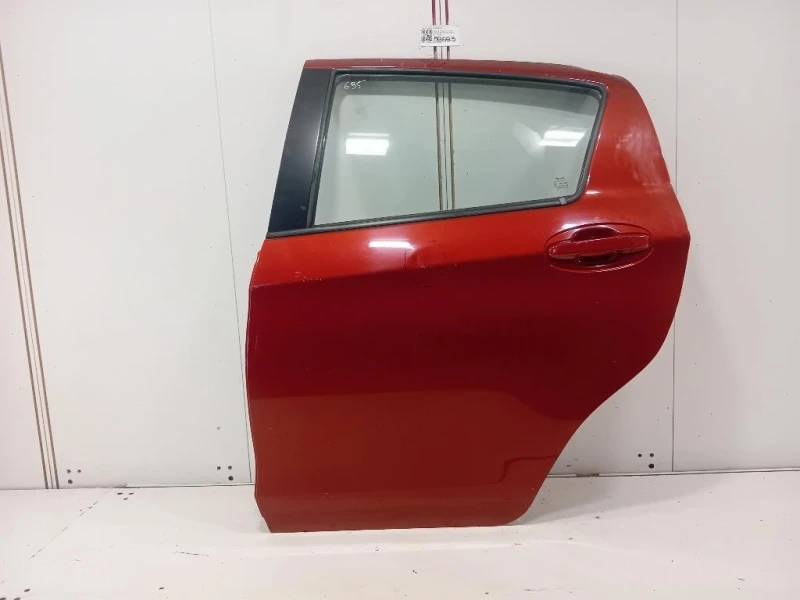 Porta POST SX 670040D210 Toyota Yaris IV 2014
