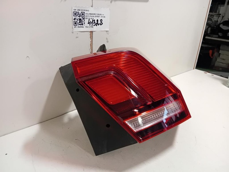 Fanale POST DX 5NA 945 096 D Volkswagen Tiguan I 2011