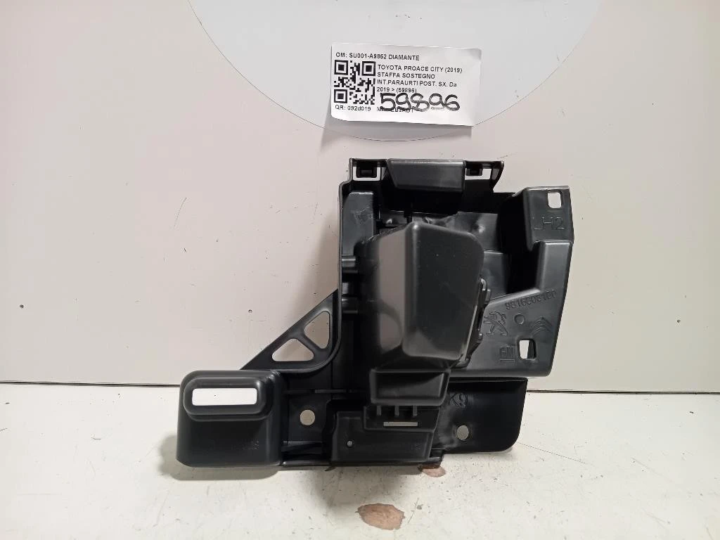 Staffa Sostegno Intparaurti POST SX SU001-A9852 Toyota Proace CITY 2019