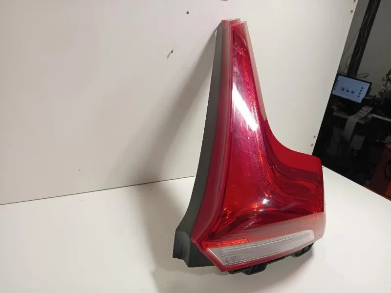 Fanale POST DX 31395845 Volvo V40 II 2012