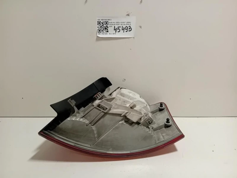 Fanale POST SX 8E9 945 095 E 8E9945095E Audi A4 8ED Avant 2005