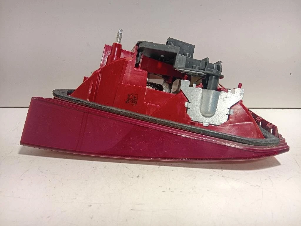 Fanale POST SX 170 411 Audi A4 8K2 2008