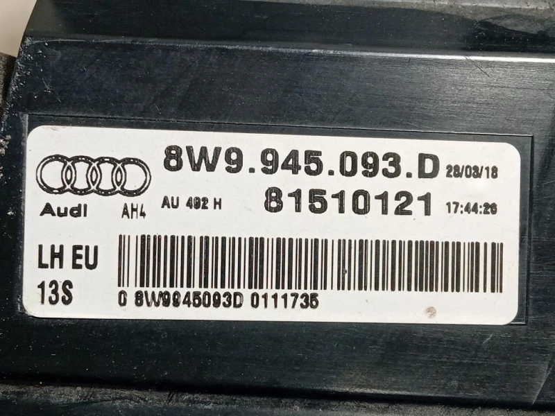 Fanale POST SX 8W9 945 093 D Audi A4 8K2 2012