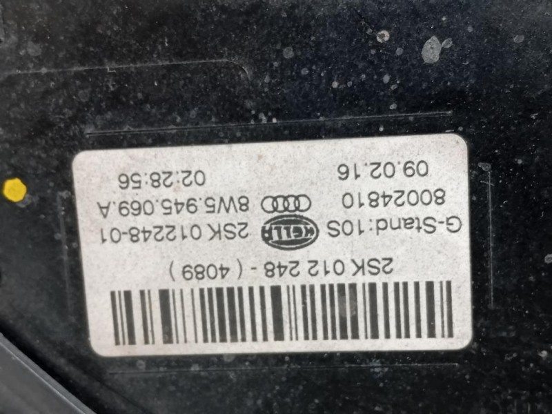 Fanale POST SX 8W5945069A Audi A4 8W2 2015