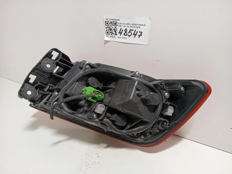 Fanale POST SX 8W5945069A Audi A4 8W2 2015