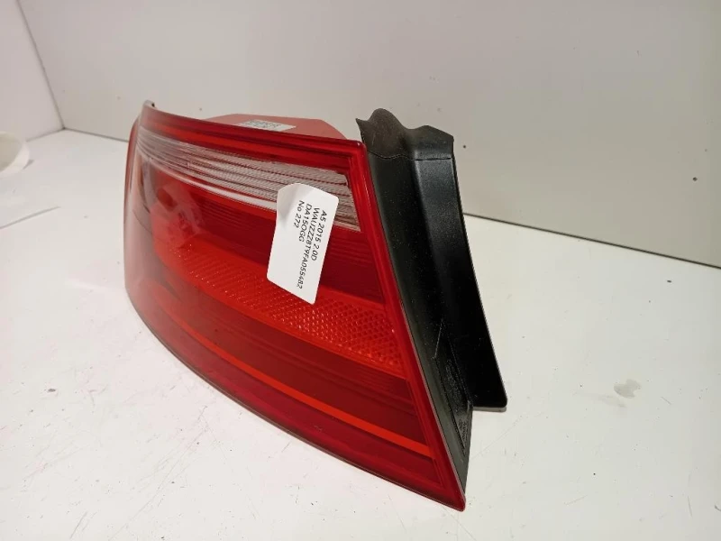 Fanale POST SX 8T8 945 095 E Audi A5 8TA Sportback 2012