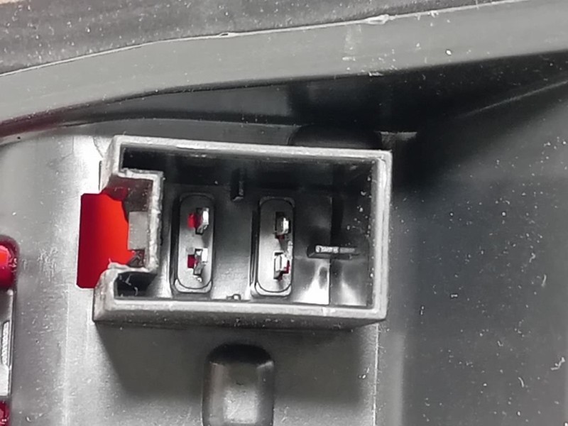 Fanale POST SX 8U0945093 Audi Q3 8UB 2012