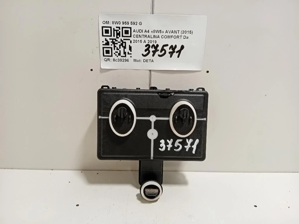 Centralina 8W0 959 592 G PORTA ANT DX Audi A4 8W5 Avant 2015