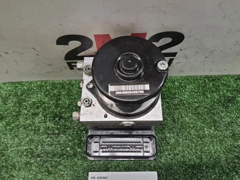 ABS Gruppo ANT 6787837 Bmw Serie 1 E81 Berlina 2005