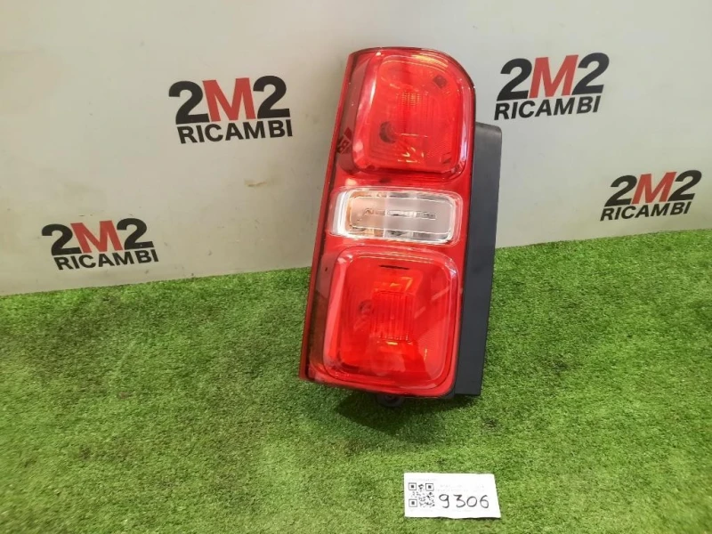 Fanale POST SX 9808243180 Citroen Jumpy IV 2016