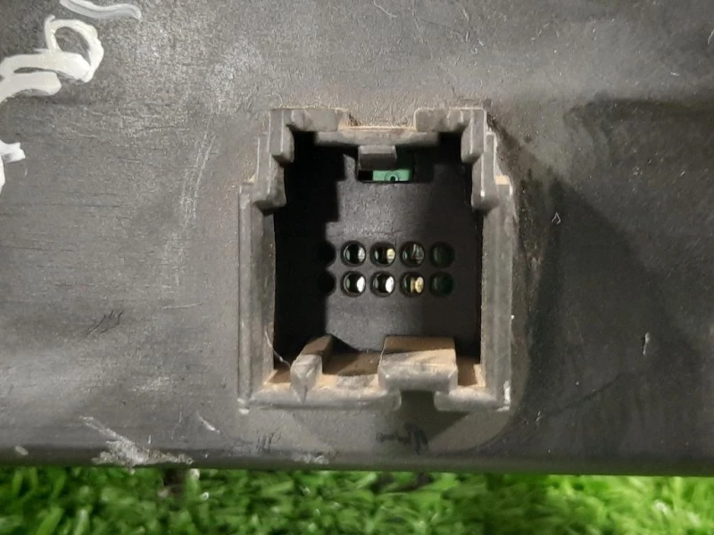 Centralina 277605X038 CENTRALINA ECU Nissan Navara 2010