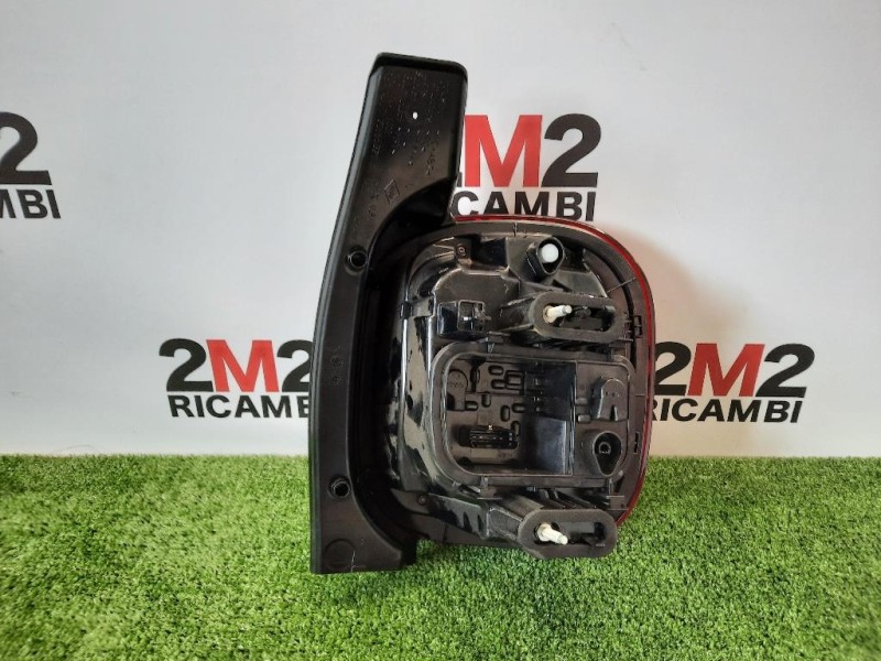 Fanale POST SX 265558217R Dacia Duster II 2018