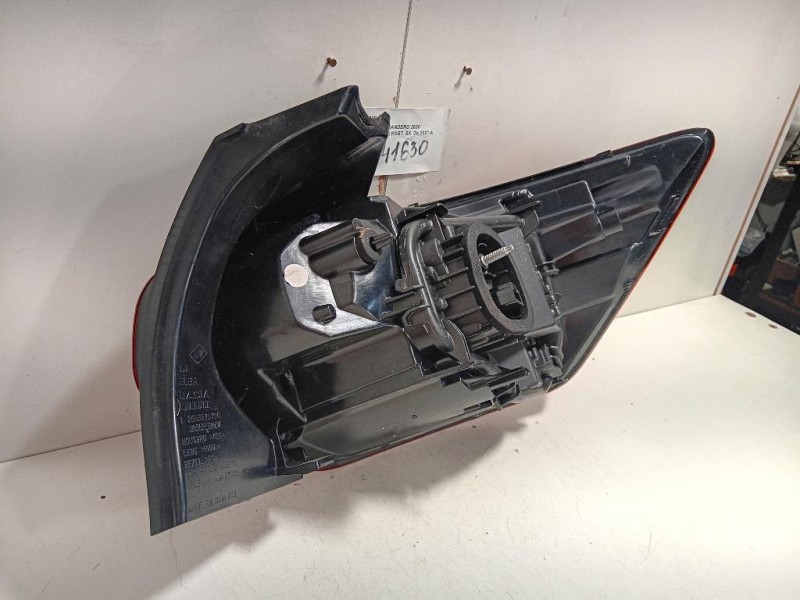 Fanale POST SX 265557573R Dacia Sandero 2020