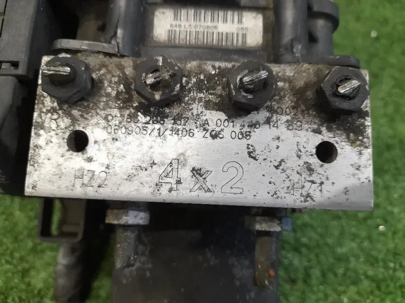 ABS Gruppo ANT A0014461489 Mercedes VITO W639 2004