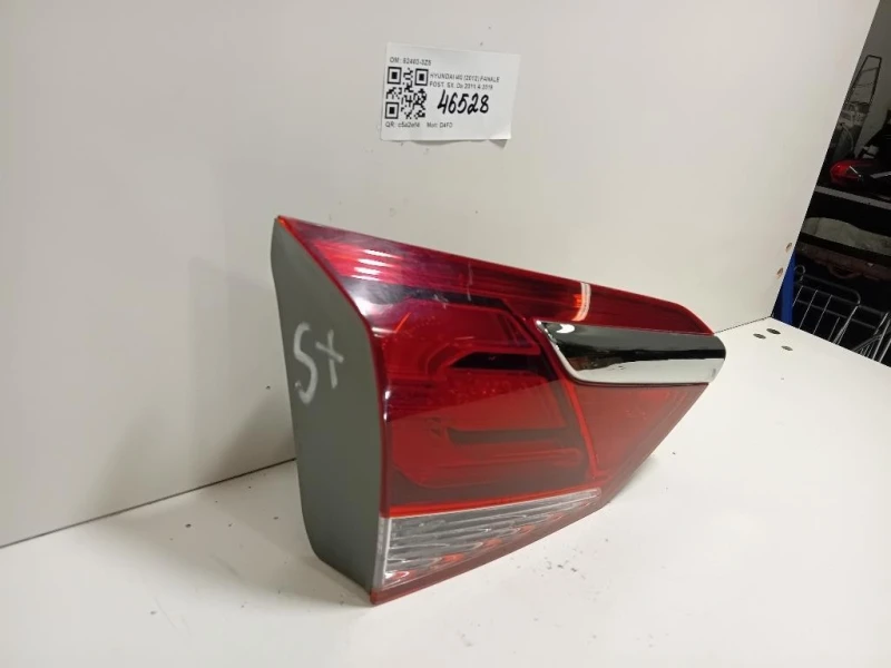 Fanale POST SX 92403-3Z5 Hyundai I40 2012