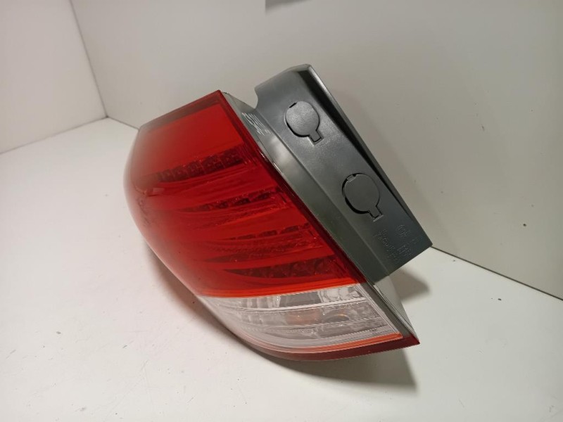 Fanale POST SX 92401-3Z0 Hyundai I40 2012