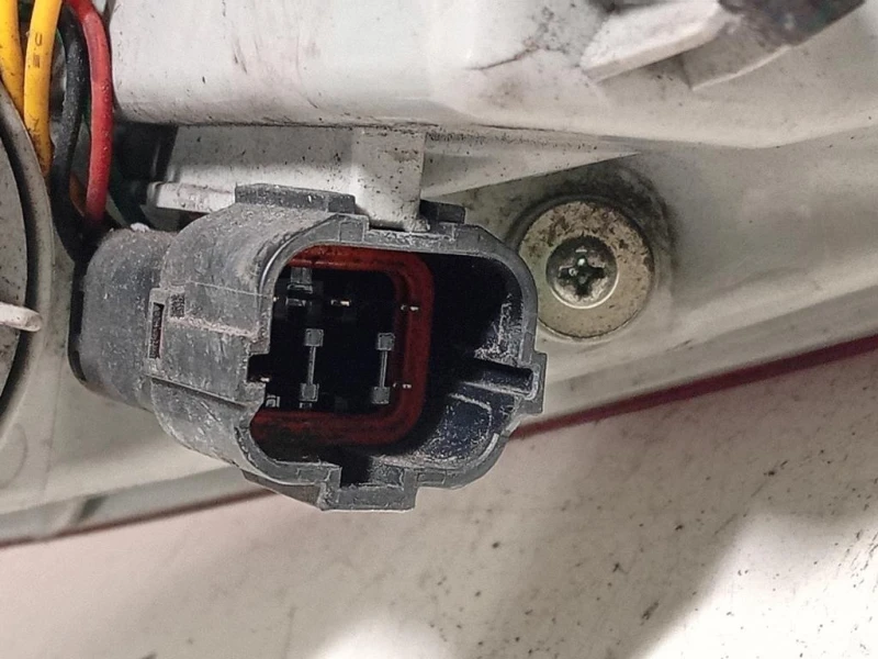 Fanale POST SX 92401-2Y5 Hyundai IX35 2013