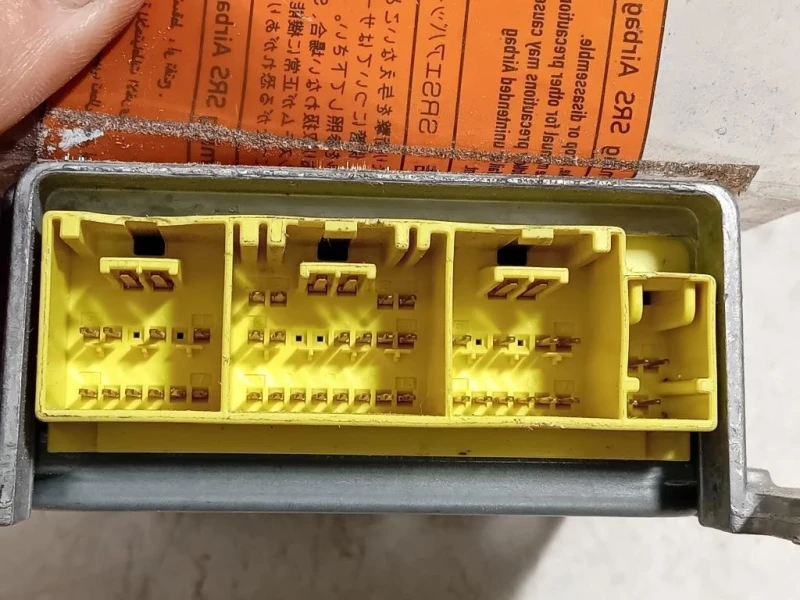 Centralina Air-bag 98820 5X20B Nissan Navara 2005