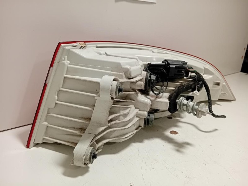 Fanale POST SX FANALE POST SX Jaguar XE 2015