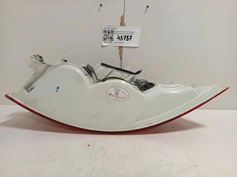 Fanale POST SX GX73-13405 A Jaguar XE 2015
