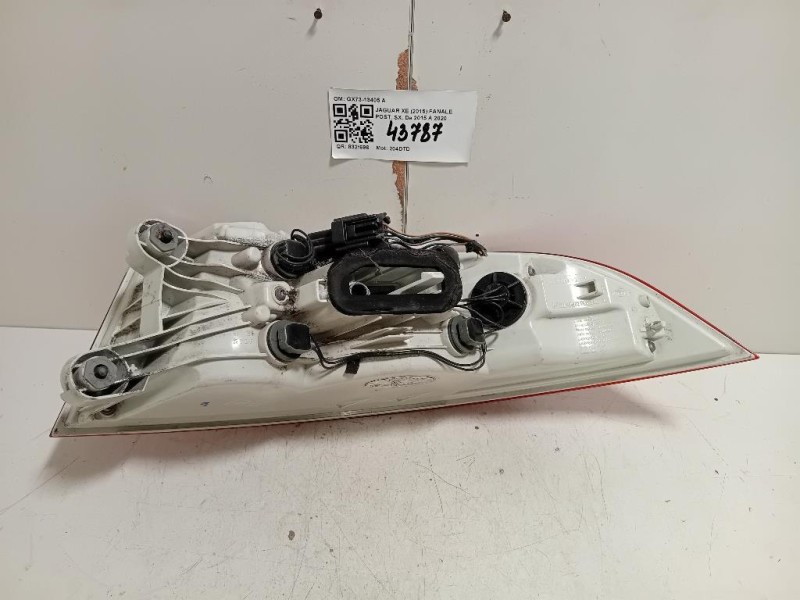 Fanale POST SX GX73-13405 A Jaguar XE 2015