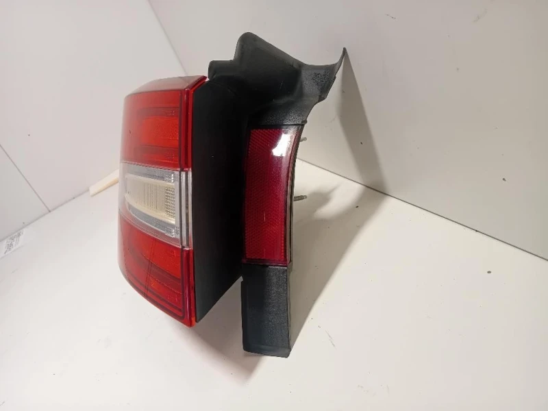 Fanale POST SX DX23-279A66-AC Jaguar XF I 2011