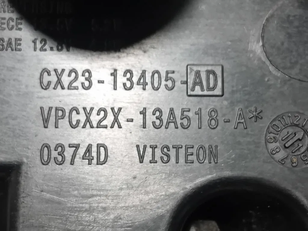 Fanale POST SX VPCX2X-13AA518-A Jaguar XF I 2011