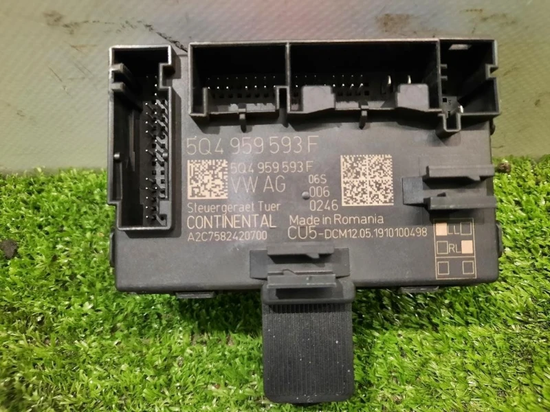 Centralina Alzacristallo Porta ANT SX 5Q4959593EZ00 Volkswagen T-roc 2017