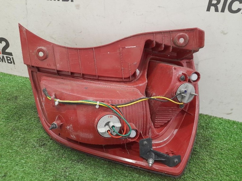 Fanale POST SX 924011Y010 Kia Picanto III 2011