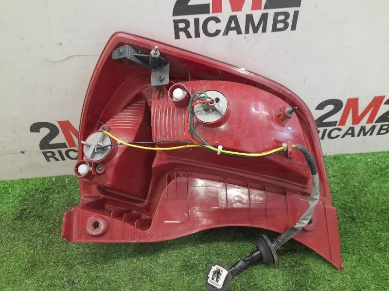 Fanale POST SX 924011Y010 Kia Picanto III 2011