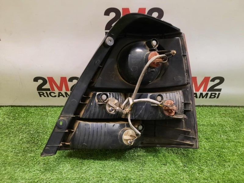 Fanale POST SX 924013E510 Kia Sorento II 2006