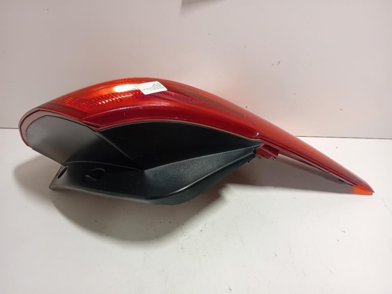 Fanale POST SX 92401-3W0 Kia Sportage III 2010