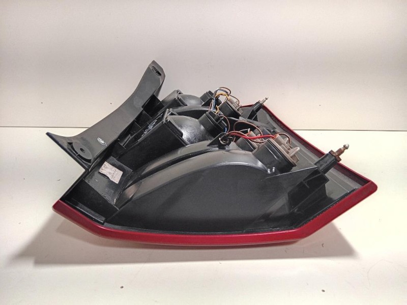 Fanale POST SX XFB000573 Land Rover Discovery III 2005