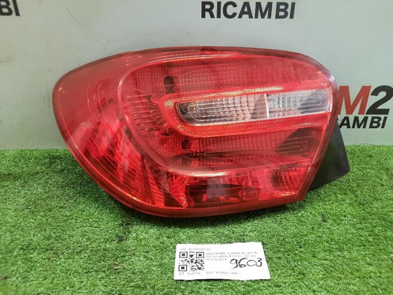 Fanale POST SX A1769060100 Mercedes Classe A W176 2013