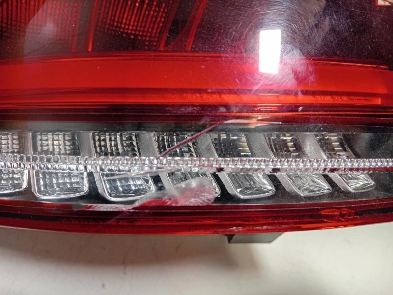 Fanale POST SX A2479066500 Mercedes Classe B W247 2019