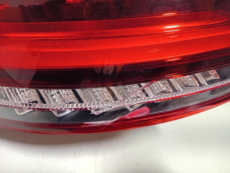 Fanale POST SX A2479066500 Mercedes Classe B W247 2019