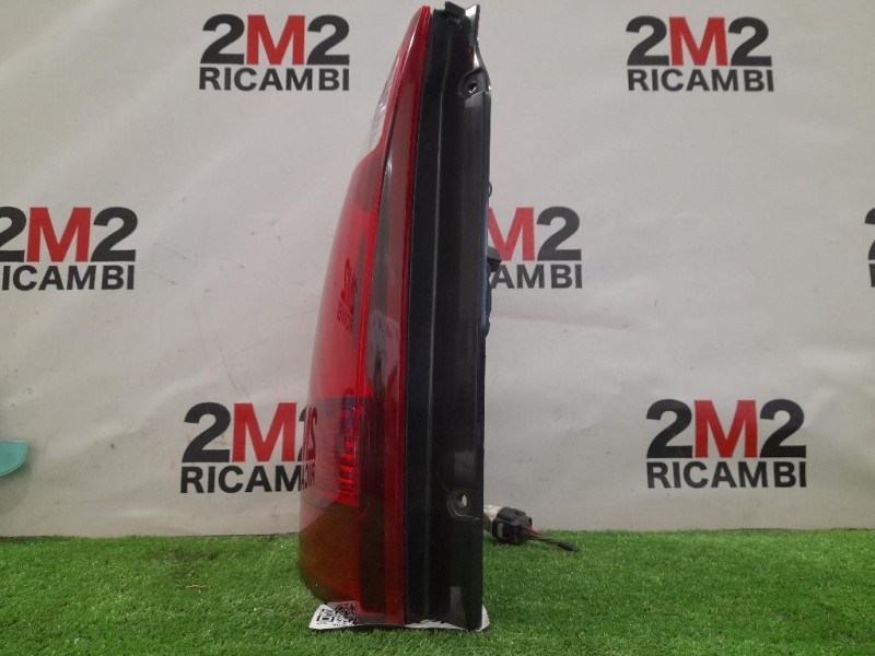 Fanale POST SX Mitsubishi Pajero III 2000