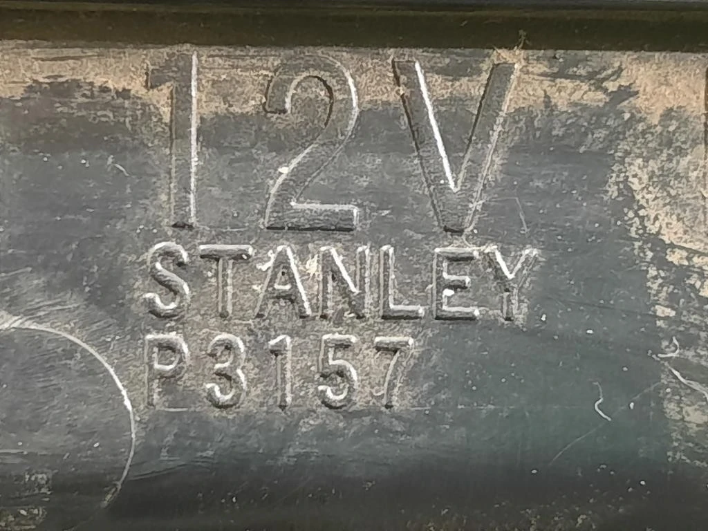 Fanale POST SX P3157 Mitsubishi Pajero III 2000