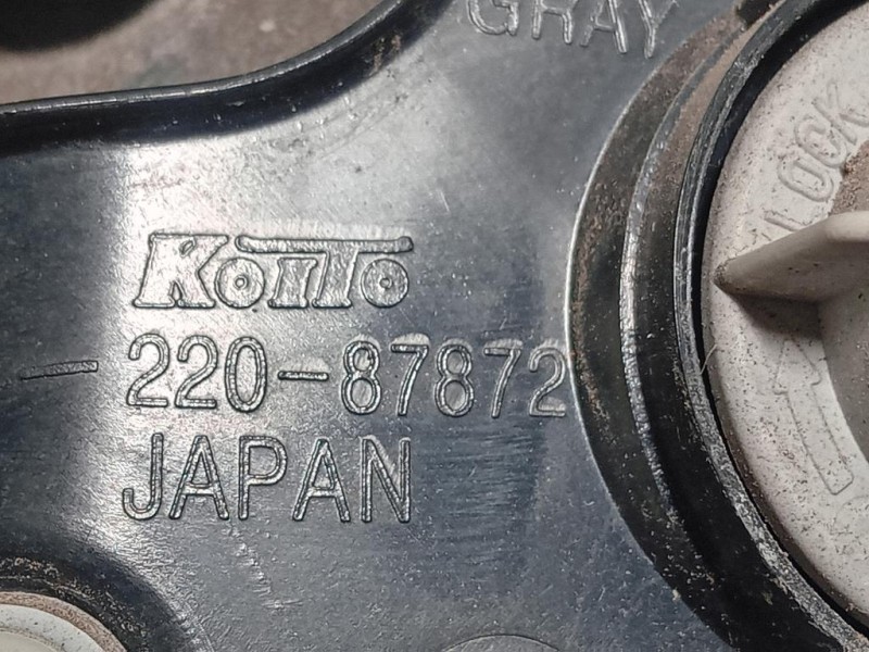 Fanale POST SX 220-87872 Mitsubishi Pajero IV 2007