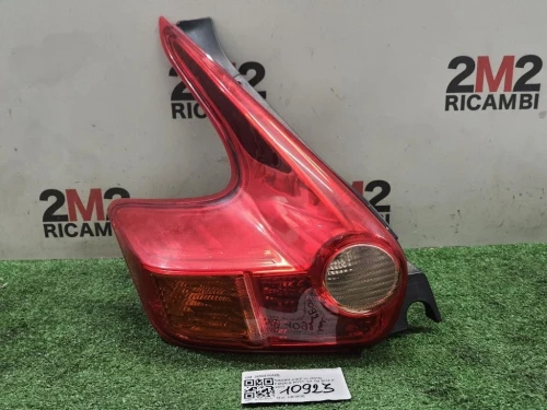 Fanale POST SX 265551KA0B Nissan JUKE I 2010