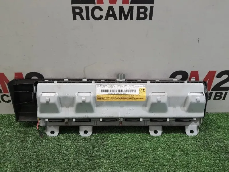 Air-bag Ginocchia SX 17686004029 Mercedes Classe A W176 2013