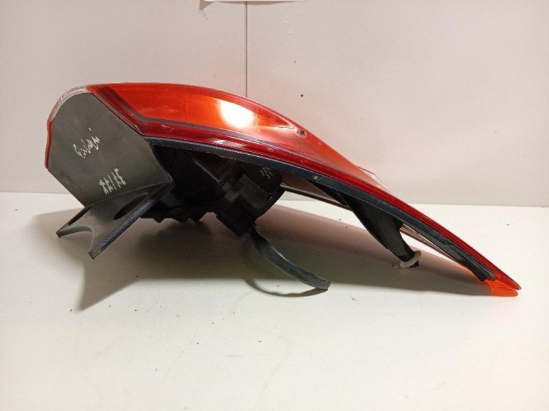 Fanale POST SX Nissan Qashqai II 2014