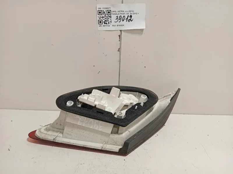 Fanale POST SX 13358077 Opel Astra J 2012