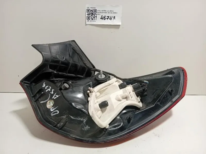Fanale POST SX 1090098 FARO FANALE POST Opel Astra J 2012