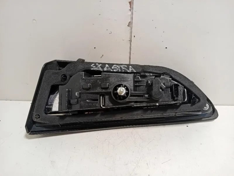 Fanale POST SX 39032992 Opel Astra K 2016