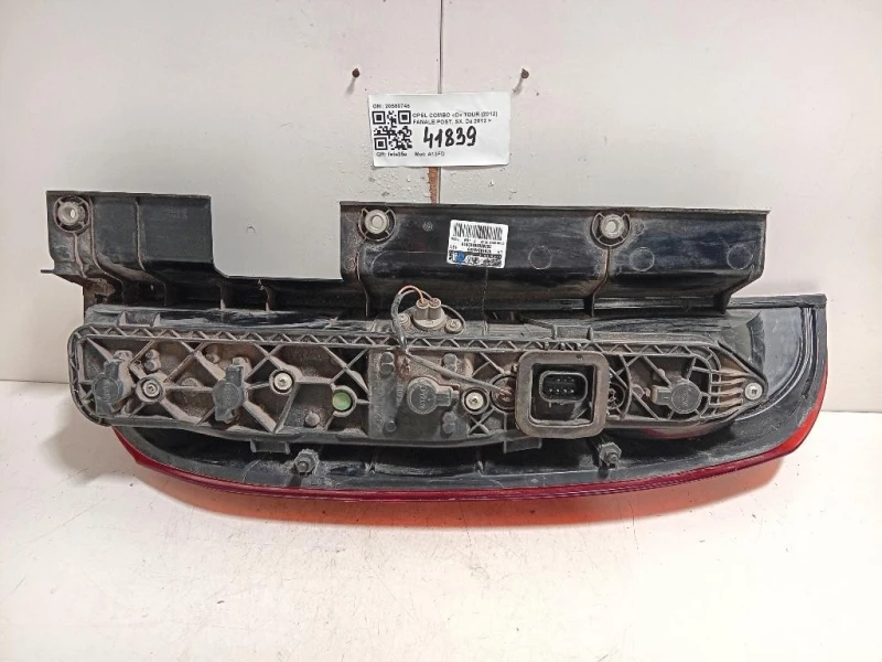 Fanale POST SX 20580748 Opel Combo D TOUR 2012